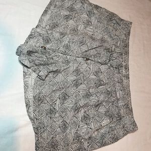 Patterned Flowy shorts